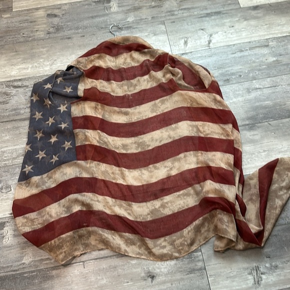 Vintage American Flag Vest Cover-Up - Picture 6 of 7